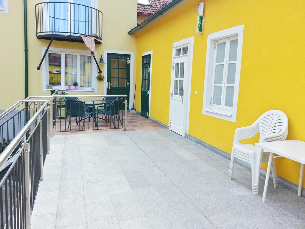 Pension Weisses Lamm Hotel Melk Luaran gambar